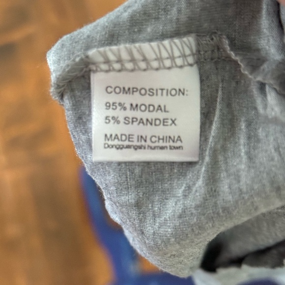 Mippo, Back Cross Wrap Gray Women's Tank Top, Size M - Picture 6 of 7